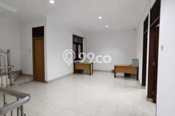 Dijual! Komersial di Duri Kosambi Jakarta Barat LT 200m2 / LB 350m2 Kawasan Bisnis Dijual! Komersial di Duri Kosambi Jakarta Barat LT 200m2 / LB 350m2 Kawasan Bisnis