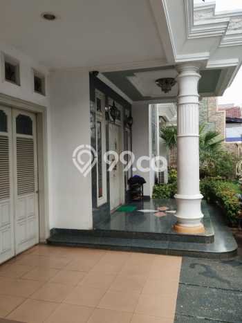 Hunian Mewah Siap Huni LT 330m2 di Kebon Jeruk, Jakarta Barat Hunian Mewah Siap Huni LT 330m2 di Kebon Jeruk, Jakarta Barat