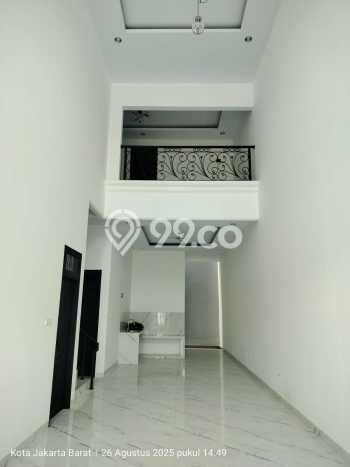 Rumah Elit LB 240m2 Siap Huni Desain Elegan di Daan Mogot, Jakarta Barat Rumah Elit LB 240m2 Siap Huni Desain Elegan di Daan Mogot, Jakarta Barat