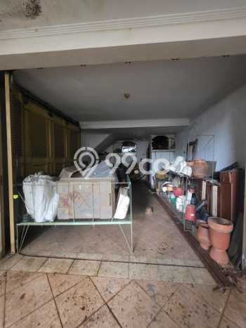 Rumah Luxury Modern Tanpa Renovasi di Duri Kepa Jakarta Barat Rumah Luxury Modern Tanpa Renovasi di Duri Kepa Jakarta Barat