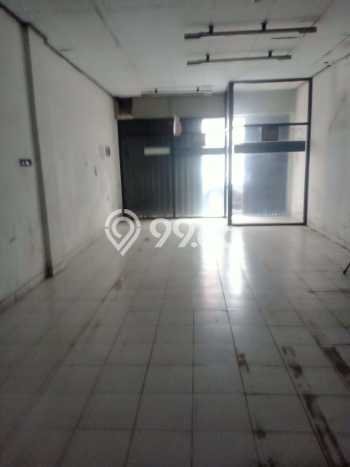 Ruko Dijual di Prime Area Jakarta Barat Luas 284m2 Ruko Dijual di Prime Area Jakarta Barat Luas 284m2
