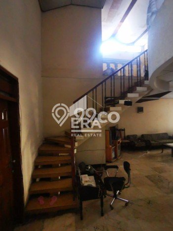 Dijual Rumah Mewah Elegan Dengan View Cantik di Tomang, Jakarta Barat Dijual Rumah Mewah Elegan Dengan View Cantik di Tomang, Jakarta Barat