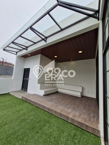For Sale! Premium House LT 313m2 Desain Modern di Tomang For Sale! Premium House LT 313m2 Desain Modern di Tomang