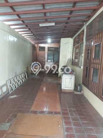 Dijual Rumah Luas Megah Dengan View Eksklusif di Tomang, Jakarta Barat Dijual Rumah Luas Megah Dengan View Eksklusif di Tomang, Jakarta Barat