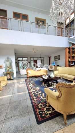 PROPERTI PILIHAN! Rumah Asri area Kembangan, LT 400m² Bangunan 365m² PROPERTI PILIHAN! Rumah Asri area Kembangan, LT 400m² Bangunan 365m²