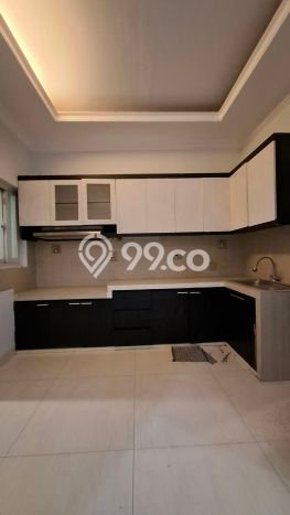 Rumah sewa siap pakai 5 KT di Pondok Indah, Jakarta Selatan Rumah sewa siap pakai 5 KT di Pondok Indah, Jakarta Selatan