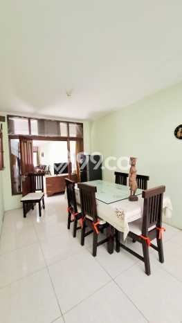 Rumah Luxury Modern Siap Huni di Pondok Indah Jakarta Selatan Rumah Luxury Modern Siap Huni di Pondok Indah Jakarta Selatan