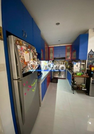 For Sale! Luxury House LT 260m2 Desain Modern di Pondok Indah For Sale! Luxury House LT 260m2 Desain Modern di Pondok Indah