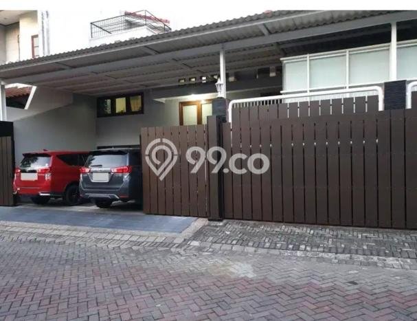 Rumah Terawat di , Surabaya, LT 251m2m² LB 200m2m² DIJUAL CEPAT! Rumah Terawat di , Surabaya, LT 251m2m² LB 200m2m² DIJUAL CEPAT!