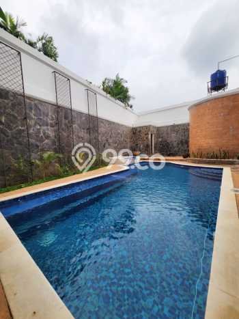 Rumah Elit Modern Siap Huni di Pondok Indah Jakarta Selatan Rumah Elit Modern Siap Huni di Pondok Indah Jakarta Selatan