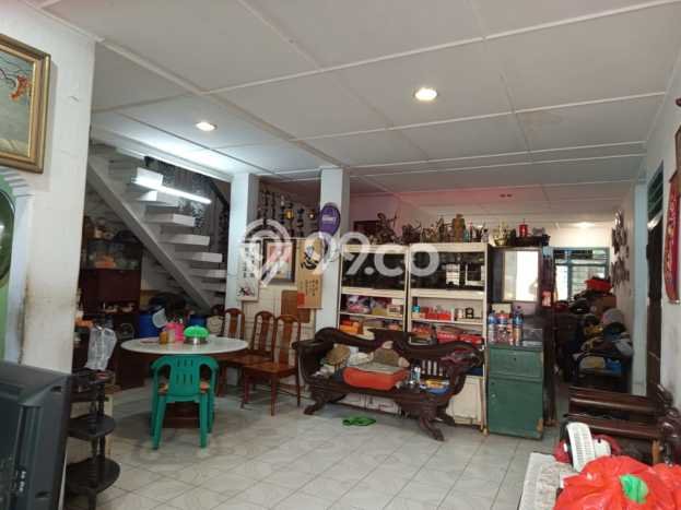 For Sale! Premium House LT 276m2 Desain Elegan di Jelambar For Sale! Premium House LT 276m2 Desain Elegan di Jelambar