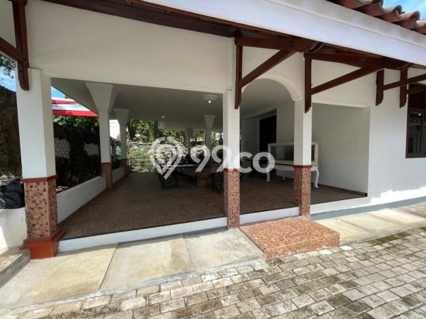 For Sale! Premium House LT 1030m2 Desain Elegan di Cinere For Sale! Premium House LT 1030m2 Desain Elegan di Cinere