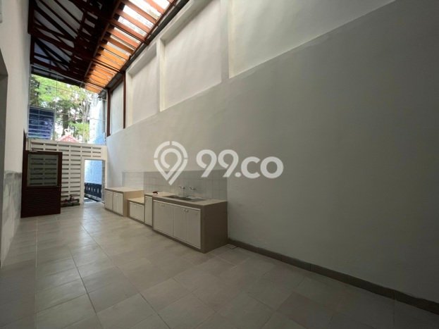 For Sale! Premium House LT 1030m2 Desain Elegan di Cinere For Sale! Premium House LT 1030m2 Desain Elegan di Cinere