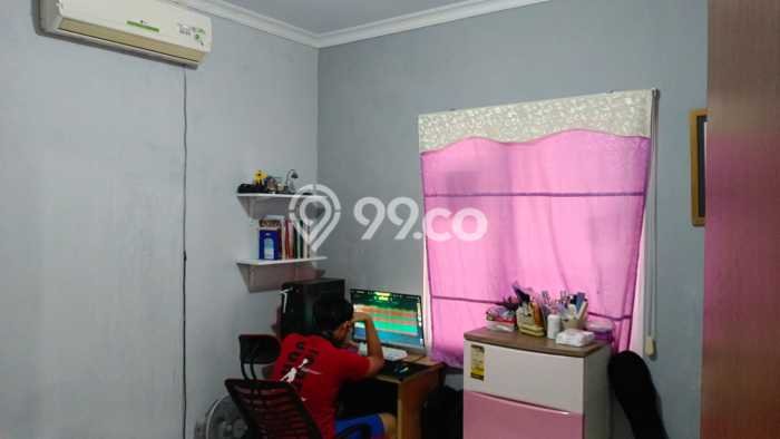 Dijual Cepat Rumah Bagus Siap Huni LB 120m2 di Sawangan, Depok Dijual Cepat Rumah Bagus Siap Huni LB 120m2 di Sawangan, Depok