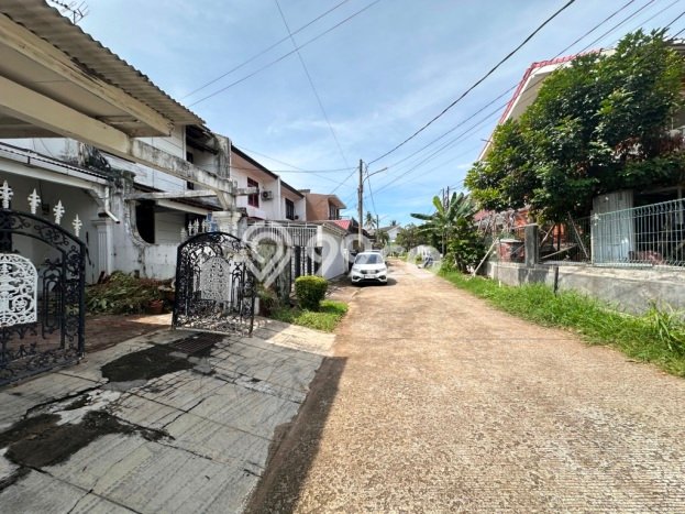 Dijual Rumah Strategis Bagus Punya 3 KT di Cinere Depok SHM Dijual Rumah Strategis Bagus Punya 3 KT di Cinere Depok SHM