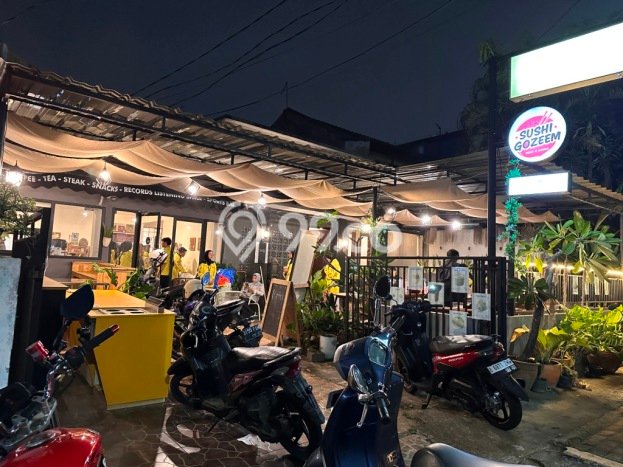 Hunian Eksklusif Siap Huni LT 300m2 di Cinere, Depok Hunian Eksklusif Siap Huni LT 300m2 di Cinere, Depok