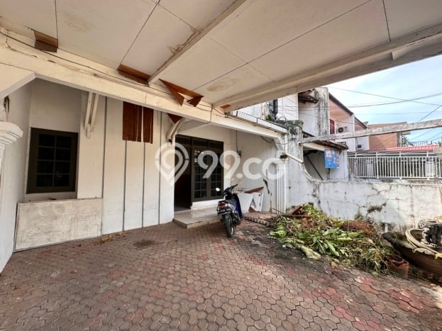 Dijual Rumah Strategis Bagus Punya 3 KT di Cinere Depok SHM Dijual Rumah Strategis Bagus Punya 3 KT di Cinere Depok SHM