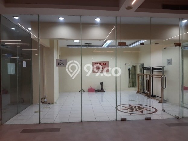 Dijual! Komersial di Lebak Bulus Jakarta Selatan LT 33m2 / LB 33m2 Kawasan Strategis Dijual! Komersial di Lebak Bulus Jakarta Selatan LT 33m2 / LB 33m2 Kawasan Strategis