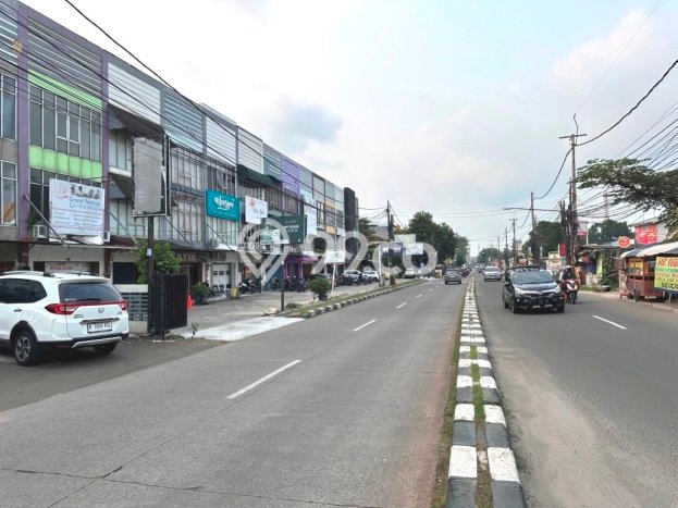 Unit Ruko Dijual di Cinere Depok 180m2 Unit Ruko Dijual di Cinere Depok 180m2