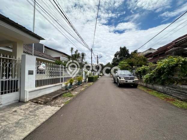 Dijual Rumah Luas Megah Dengan View Cantik di Bintaro, Jakarta Selatan Dijual Rumah Luas Megah Dengan View Cantik di Bintaro, Jakarta Selatan