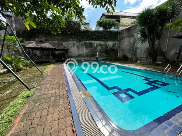 Tanah untuk Dijual Lokasi Cinere, Depok Luas 548m2 SHM Tanah untuk Dijual Lokasi Cinere, Depok Luas 548m2 SHM