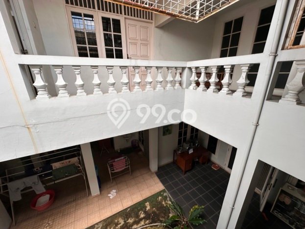 Dijual Rumah Luas Megah Dengan View Cantik di Bintaro, Jakarta Selatan Dijual Rumah Luas Megah Dengan View Cantik di Bintaro, Jakarta Selatan