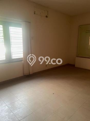 Disewakan Rumah Strategis di Cikini LT 330m2 / LB 330m2 Siap Huni Disewakan Rumah Strategis di Cikini LT 330m2 / LB 330m2 Siap Huni