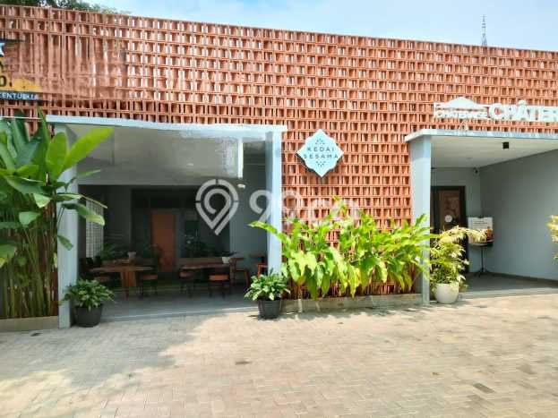 Disewakan Rumah Strategis di Cikini LT 330m2 / LB 330m2 Siap Huni Disewakan Rumah Strategis di Cikini LT 330m2 / LB 330m2 Siap Huni