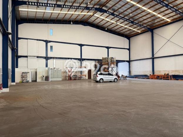 Gudang untuk disewa di Cikarang Selatan punya LT 1800m2 & LB 1810m2 harga sewa kompetitif Gudang untuk disewa di Cikarang Selatan punya LT 1800m2 & LB 1810m2 harga sewa kompetitif