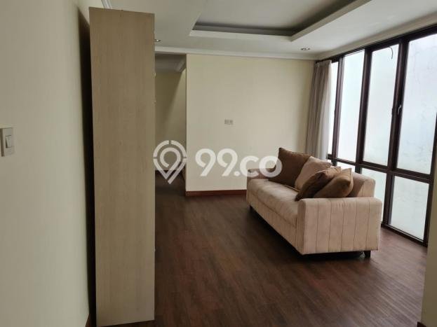 Rumah Mewah Siap Huni LT 216m2 di Tebet, Jakarta Selatan Rumah Mewah Siap Huni LT 216m2 di Tebet, Jakarta Selatan