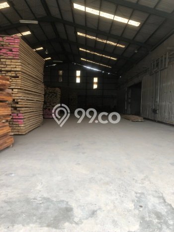 Disewakan Gudang di Cakung Jakarta Timur LT 4000m2, LB 2695m2 Disewakan Gudang di Cakung Jakarta Timur LT 4000m2, LB 2695m2