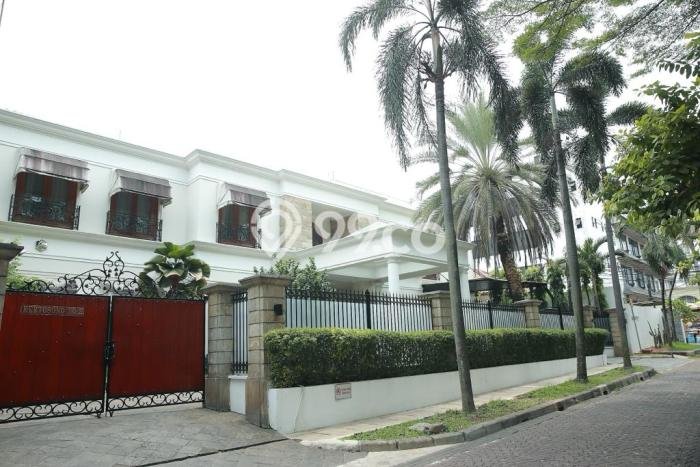 Dijual Rumah Elit Exclusive di Menteng, Jakarta Pusat Dijual Rumah Elit Exclusive di Menteng, Jakarta Pusat