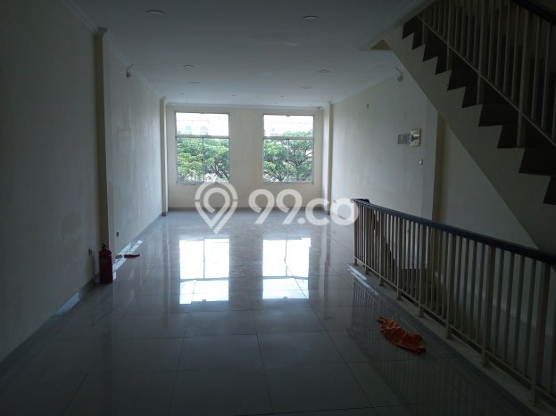 Ruko Disewakan di Kawasan Ramai Cengkareng, Jakarta Barat Ruko Disewakan di Kawasan Ramai Cengkareng, Jakarta Barat