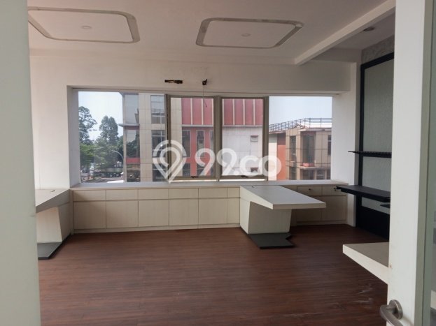 Kantor Disewa di Jakarta Barat dengan LB 708m2 Area Komersial Ramai Kantor Disewa di Jakarta Barat dengan LB 708m2 Area Komersial Ramai