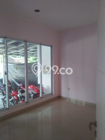 Rumah Disewakan Jakarta Barat LT 128m2 LB 147m2 Area Green Lake City Rumah Disewakan Jakarta Barat LT 128m2 LB 147m2 Area Green Lake City