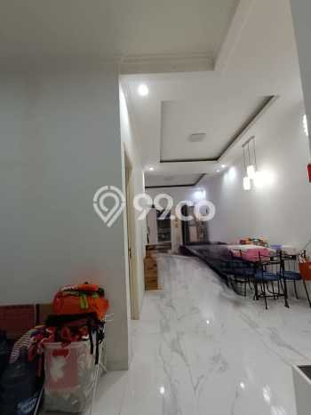 Rumah 3 KT 3 KM Newly Renovated di Citra Garden, Dekat Supermarket, Jakarta Barat Rumah 3 KT 3 KM Newly Renovated di Citra Garden, Dekat Supermarket, Jakarta Barat