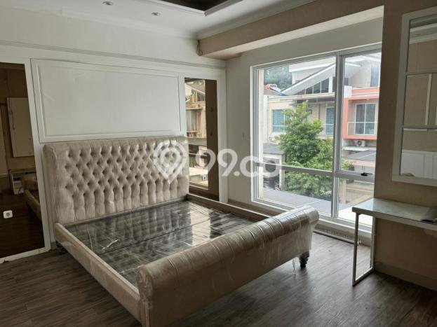 Jual Rumah Luas Elegan Dengan View Eksklusif di Duri Kosambi, Jakarta Barat Jual Rumah Luas Elegan Dengan View Eksklusif di Duri Kosambi, Jakarta Barat