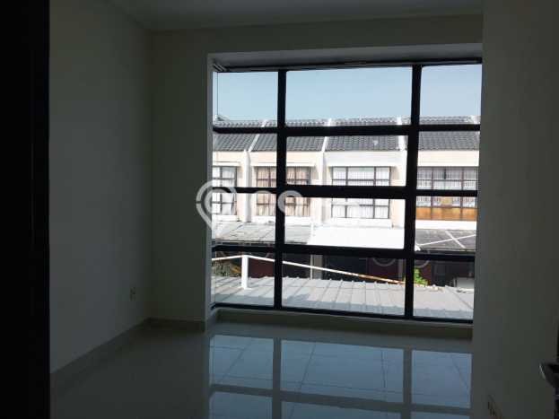 Rumah Kontrakan Jakarta Barat LT 60m2 LB 78m2 Kawasan Green Lake City Rumah Kontrakan Jakarta Barat LT 60m2 LB 78m2 Kawasan Green Lake City