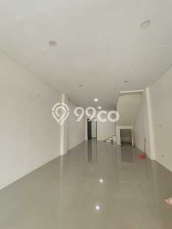 Unit Ruko Disewakan di Green Lake City di Area Ramai & Strategis Unit Ruko Disewakan di Green Lake City di Area Ramai & Strategis