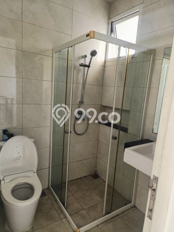 Disewakan Rumah Harga Terjangkau di Green Lake City Jakarta Barat dengan 3 Kamar Tidur Disewakan Rumah Harga Terjangkau di Green Lake City Jakarta Barat dengan 3 Kamar Tidur