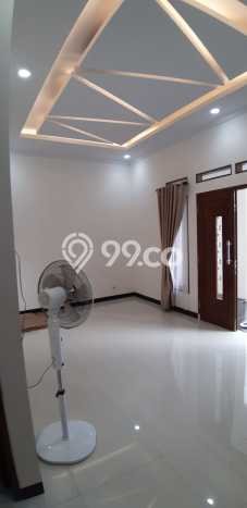 Rumah Siap Huni LT 144m² / LB 100m² di Lokasi Premium Harapan Indah, Bekasi Rumah Siap Huni LT 144m² / LB 100m² di Lokasi Premium Harapan Indah, Bekasi