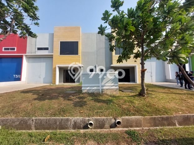 LOKASI STRATEGIS! Gudang di Bekasi Utara, Luas 360m², Pusat Perdagangan LOKASI STRATEGIS! Gudang di Bekasi Utara, Luas 360m², Pusat Perdagangan