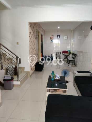 Rumah Strategis LT 90m² / LB 200m² di Harapan Indah, Dekat Pusat Kota, Bekasi Rumah Strategis LT 90m² / LB 200m² di Harapan Indah, Dekat Pusat Kota, Bekasi