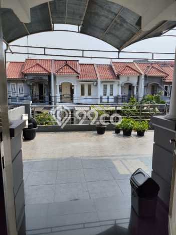 Rumah Strategis LT 90m² / LB 200m² di Harapan Indah, Dekat Pusat Kota, Bekasi Rumah Strategis LT 90m² / LB 200m² di Harapan Indah, Dekat Pusat Kota, Bekasi