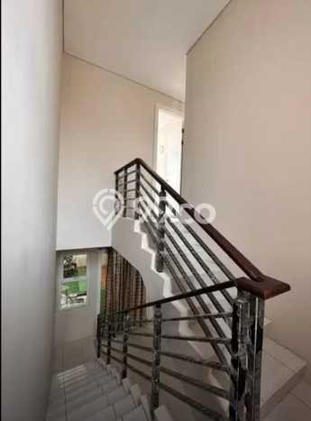 Rumah Premium kawasan Summarecon Bekasi, 2 KM, Lingkungan Tenang, Luas 119m² LB 240m² Rumah Premium kawasan Summarecon Bekasi, 2 KM, Lingkungan Tenang, Luas 119m² LB 240m²