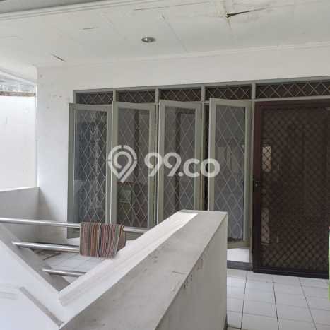 Hunian Mewah LB 376m2 Siap Pakai Desain Elegan di Taman Ratu, Jakarta Barat Hunian Mewah LB 376m2 Siap Pakai Desain Elegan di Taman Ratu, Jakarta Barat
