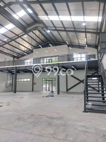 AREA PROSPEKTIF! Gudang di Pulo Gadung, Luas 1920m2m², Area Strategis AREA PROSPEKTIF! Gudang di Pulo Gadung, Luas 1920m2m², Area Strategis