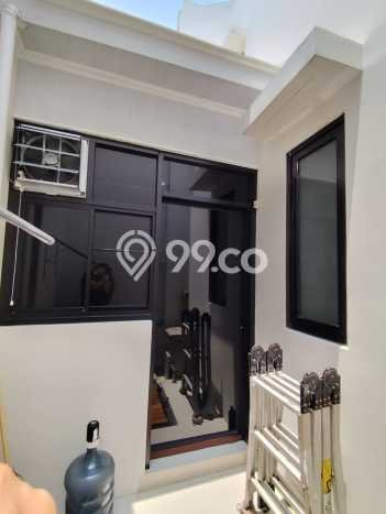 Jarang Ada! Rumah Sewa 2 Kamar Nyaman Siap Huni Summarecon Crown Gading Jarang Ada! Rumah Sewa 2 Kamar Nyaman Siap Huni Summarecon Crown Gading