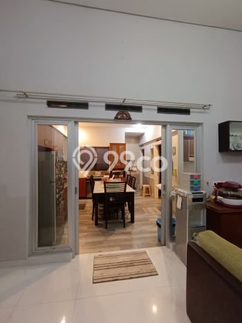 Rumah Luxury Modern Tanpa Renovasi di Kota Baru Parahyangan Bandung Rumah Luxury Modern Tanpa Renovasi di Kota Baru Parahyangan Bandung