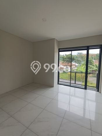Rumah Luas Asri 3 KT Siap Huni di Kota Baru Parahyangan Bandung Rumah Luas Asri 3 KT Siap Huni di Kota Baru Parahyangan Bandung